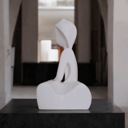 Escultura “Mujer en Silencio” – Inspiración Minimalista - Imagen 2