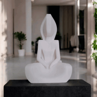 Escultura “Mujer en Silencio” – Inspiración Minimalista